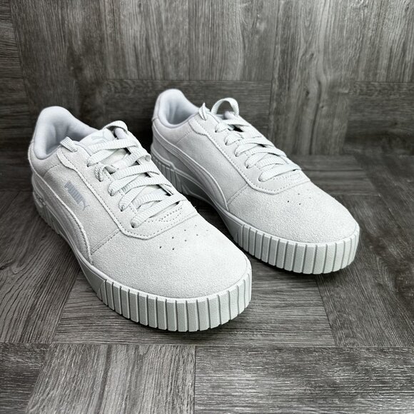 Puma Carina 2.0 Women's size 10 Suede Light Grey Casual Shoes - Picture 2 of 8